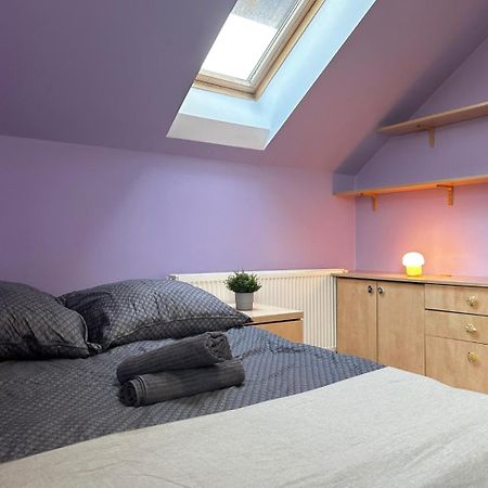 Purple Room - Charming Place, 15 Minutes To Gdansk Old Town & 5 Minutes To Seaside Eksteriør billede
