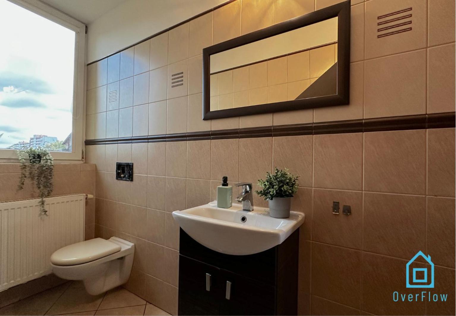Purple Room - Charming Place, 15 Minutes To Gdansk Old Town & 5 Minutes To Seaside Eksteriør billede